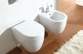 Vaso e Bidet sospesi serie Skip