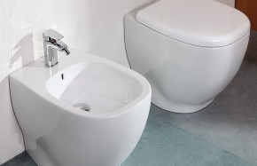 Vaso e Bidet serie Weg a terra